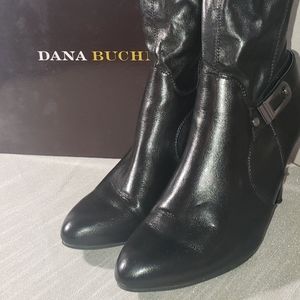 Black Boots